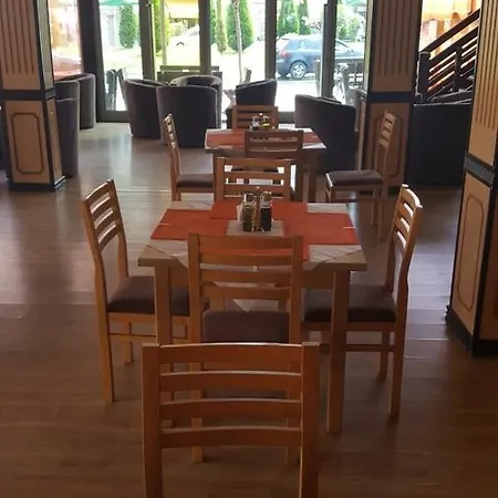 酒店 Tradita Barese Te Malesia E Madhe Shkodër