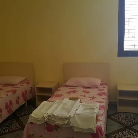 Tradita Barese Te Malesia E Madhe 酒店 Shkodër