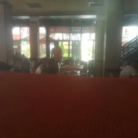 Tradita Barese Te Malesia E Madhe 酒店 *